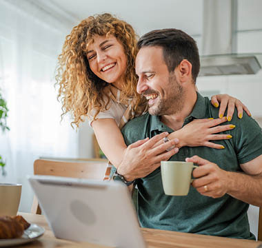 Mann und Frau tanzen